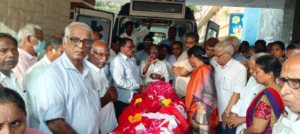 ఐద్వా రాష్ట్ర నాయకురాలు సుమతి కన్నుమూత.. వైద్య కళాశాలకు పార్థివదేహం