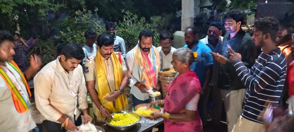 సర్వారంలో అన్నదాన కార్యక్రమం
